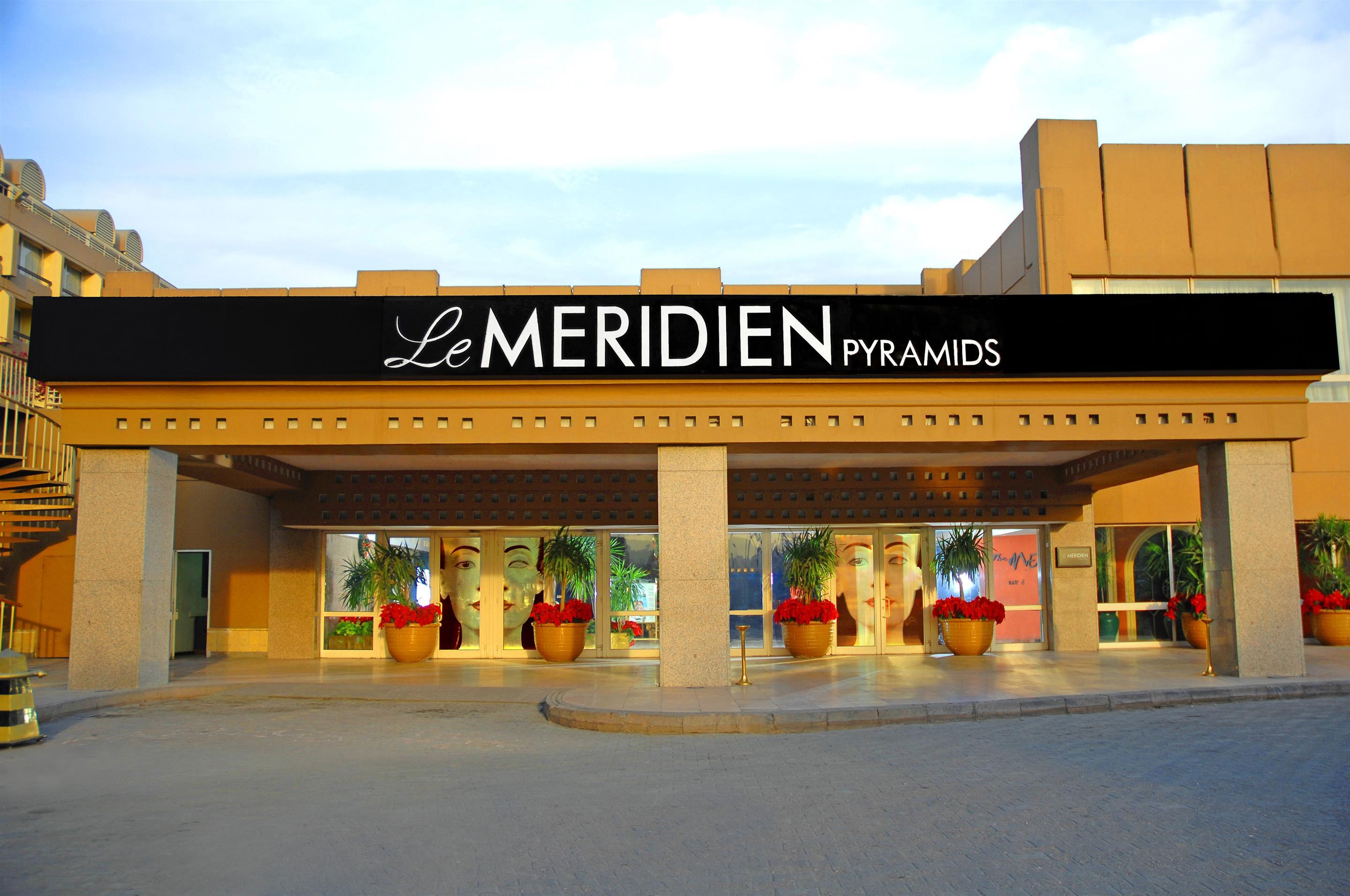 Le Meridien Pyramids Hotel & Spa Giza Luaran gambar